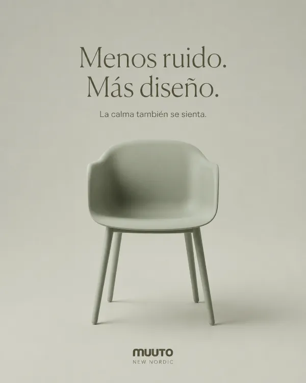 Anuncio de diseño de una silla creado con el Método Prompt Ads